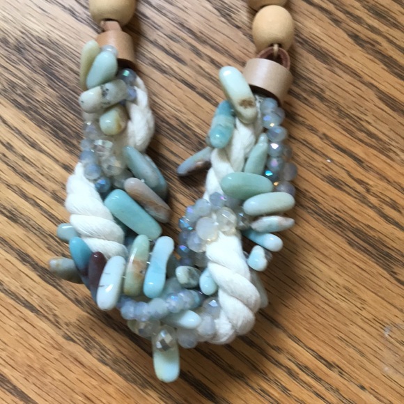 New with tag. GARDEN PARTY NECKLACE - Picture 3 of 4